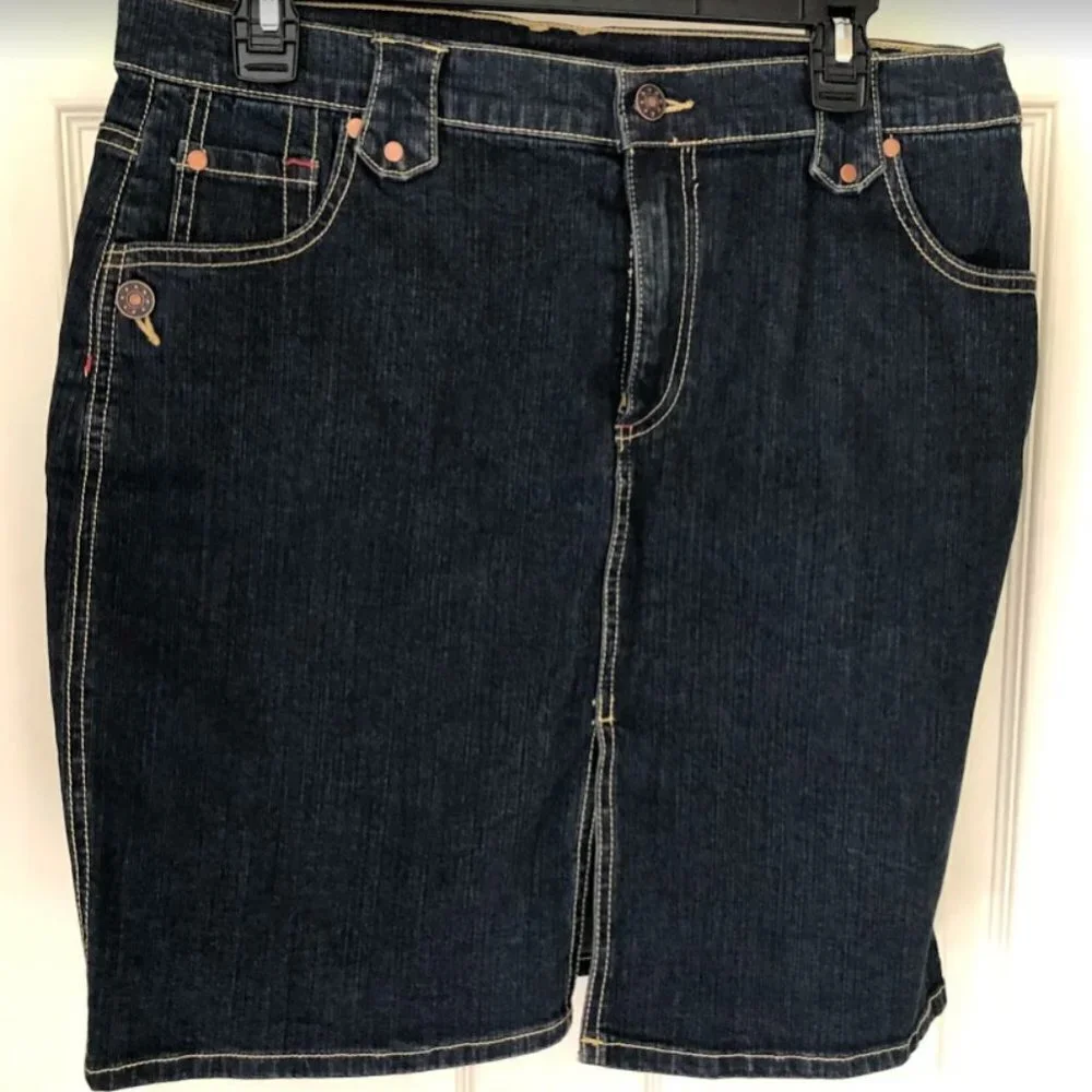 Budweiser Women's Denim Blue Jean Skirt NWT Sz 11